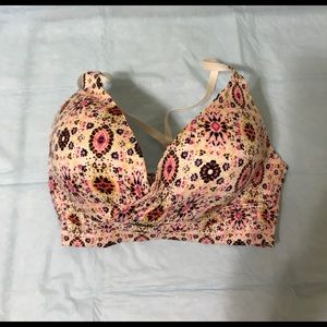 NWOT Victoria Secret Uplift No Wire Bra
